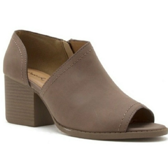 Brown Peep Toe Cutout Heeled Booties - Picture 2 of 2